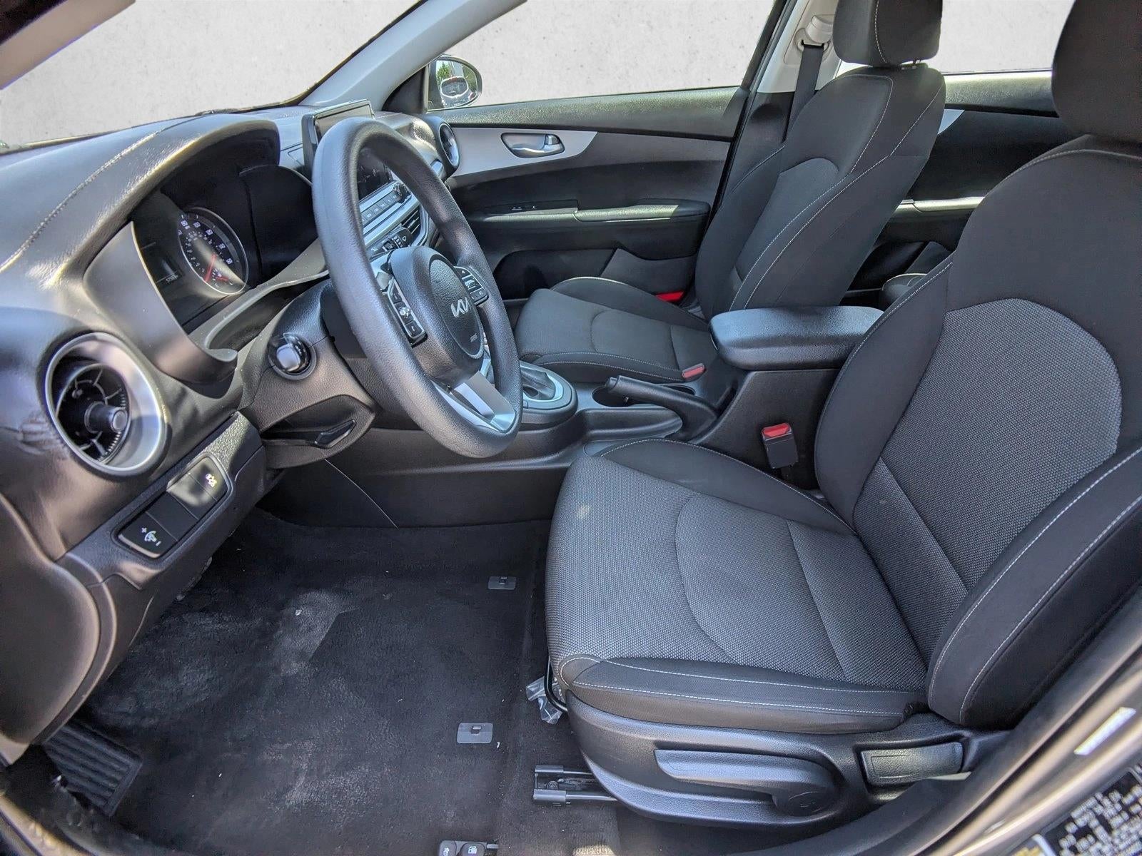 2023 Kia Forte LXS IVT