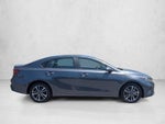 2023 Kia Forte LXS IVT