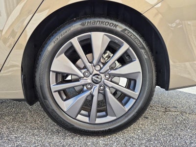2026 Nissan Sentra SL Sedan *Ltd Avail*
