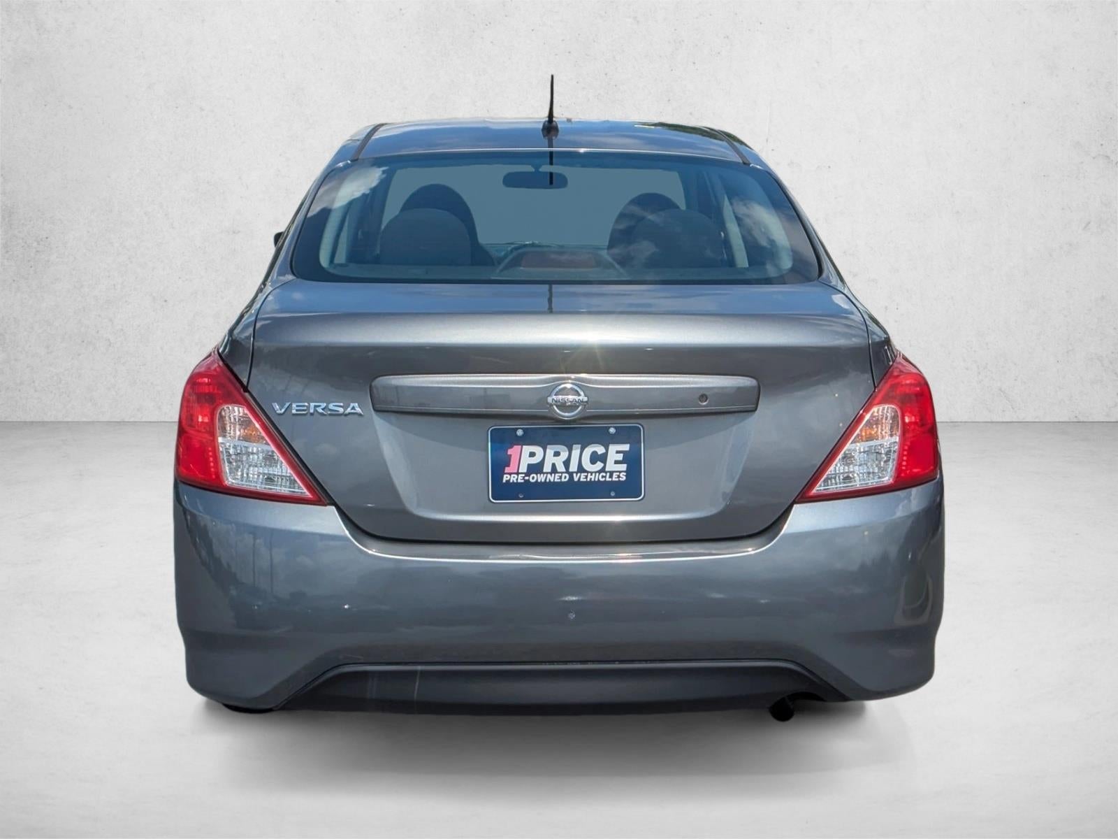 2016 Nissan Versa 4dr Sdn Auto 1.6 S
