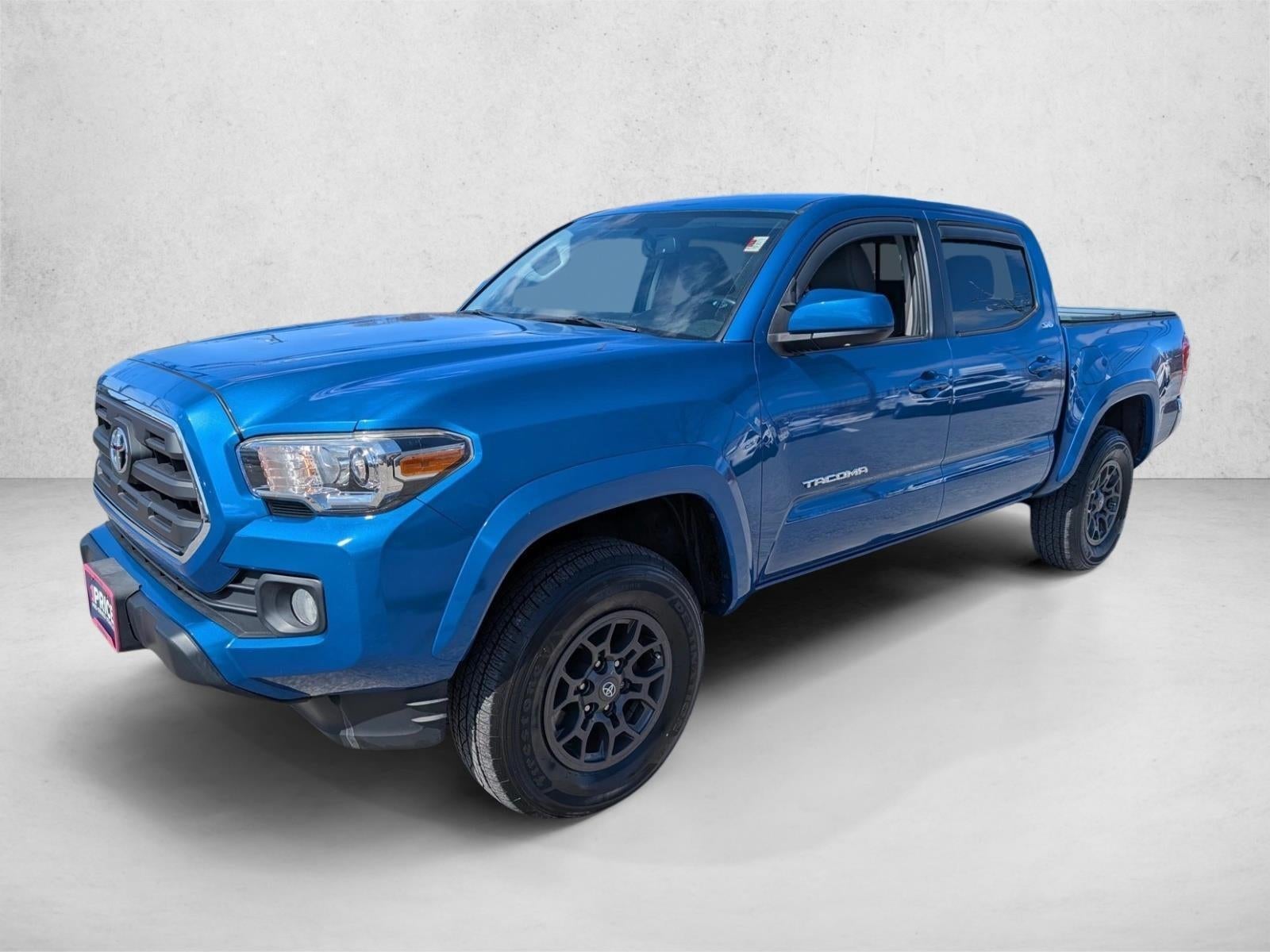 2017 Toyota Tacoma SR5 Double Cab 5' Bed V6 4x4 AT (Natl)