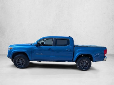 2017 Toyota Tacoma SR5 Double Cab 5' Bed V6 4x4 AT (Natl)