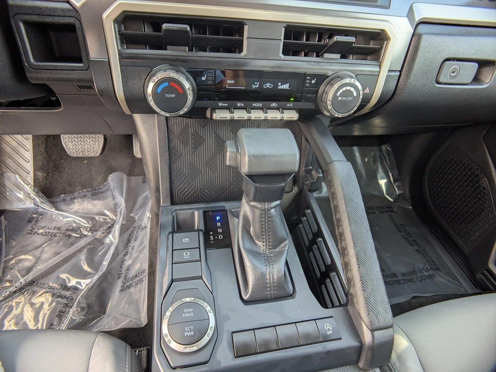 2025 Toyota Tacoma 2WD 2WD SR5 Double Cab 5' Bed AT (Natl)