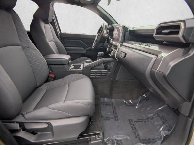 2025 Toyota Tacoma 4WD 4WD SR5 Double Cab 5' Bed AT (GS)