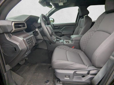 2026 Toyota Tacoma 4WD 4WD SR5 Double Cab 5' Bed AT (Natl)