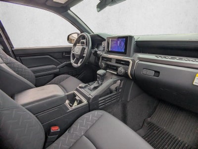 2026 Toyota Tacoma 4WD 4WD SR5 Double Cab 5' Bed AT (Natl)