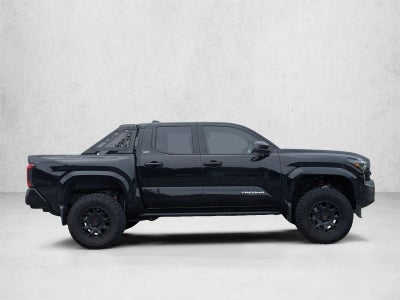 2026 Toyota Tacoma 4WD 4WD SR5 Double Cab 5' Bed AT (Natl)