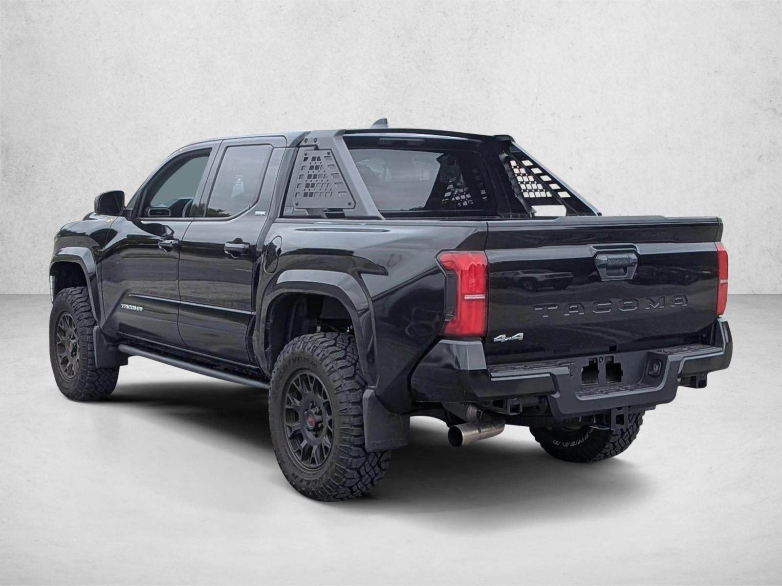 2026 Toyota Tacoma 4WD 4WD SR5 Double Cab 5' Bed AT (Natl)
