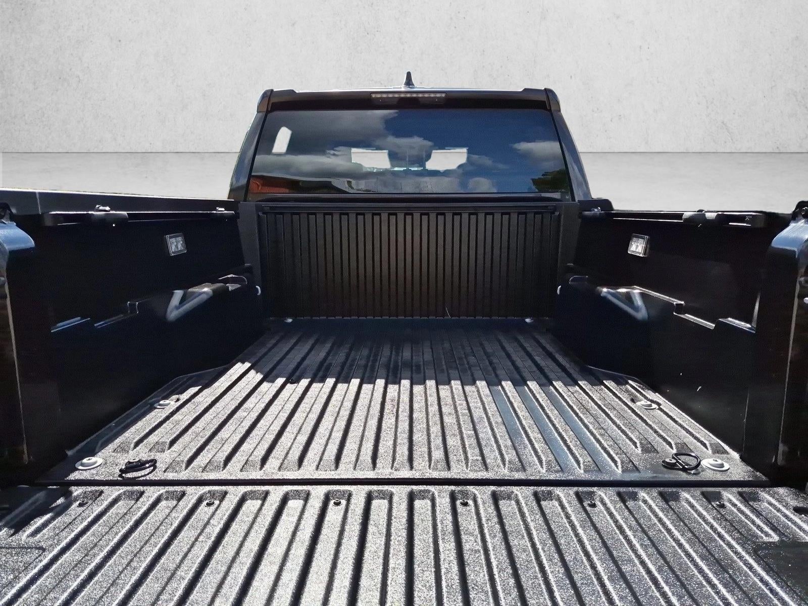 2026 Toyota Tacoma 4WD 4WD SR5 Double Cab 5' Bed AT (Natl)