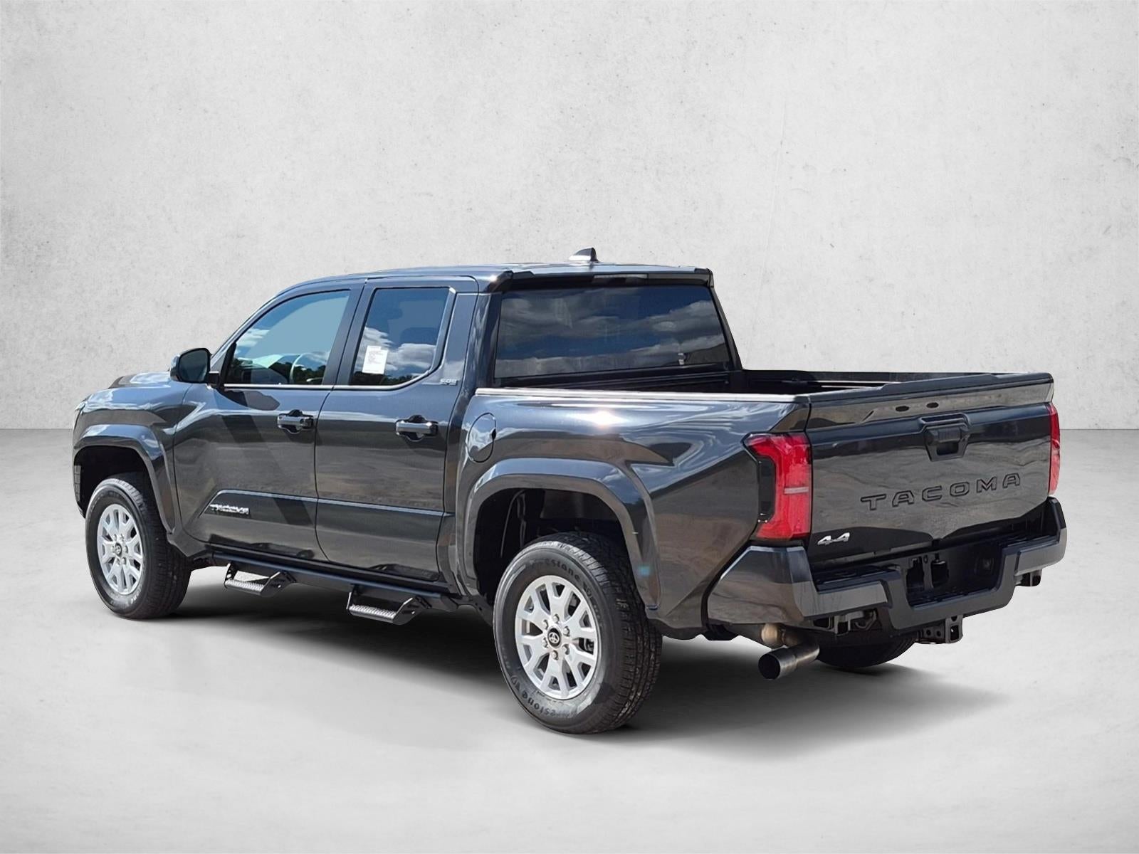 2026 Toyota Tacoma 4WD 4WD SR5 Double Cab 5' Bed AT (Natl)