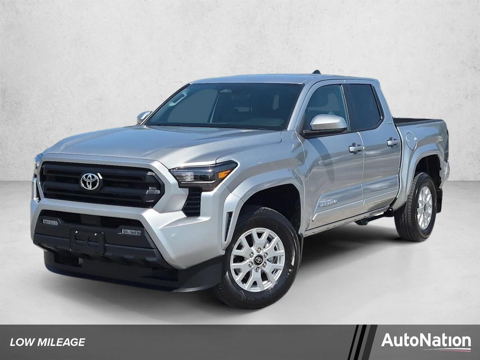 2026 Toyota Tacoma 4WD 4WD SR5 Double Cab 5' Bed AT (Natl)