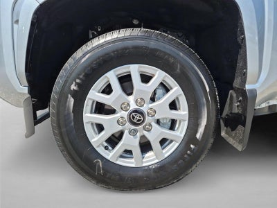 2026 Toyota Tacoma 4WD 4WD SR5 Double Cab 5' Bed AT (Natl)