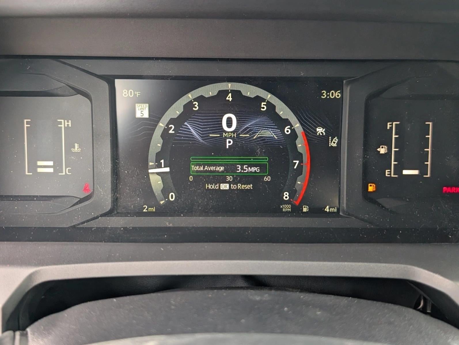 2026 Toyota Tacoma 4WD 4WD SR5 Double Cab 5' Bed AT (Natl)