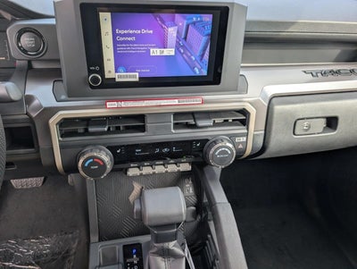 2026 Toyota Tacoma 4WD 4WD SR5 Double Cab 5' Bed AT (Natl)