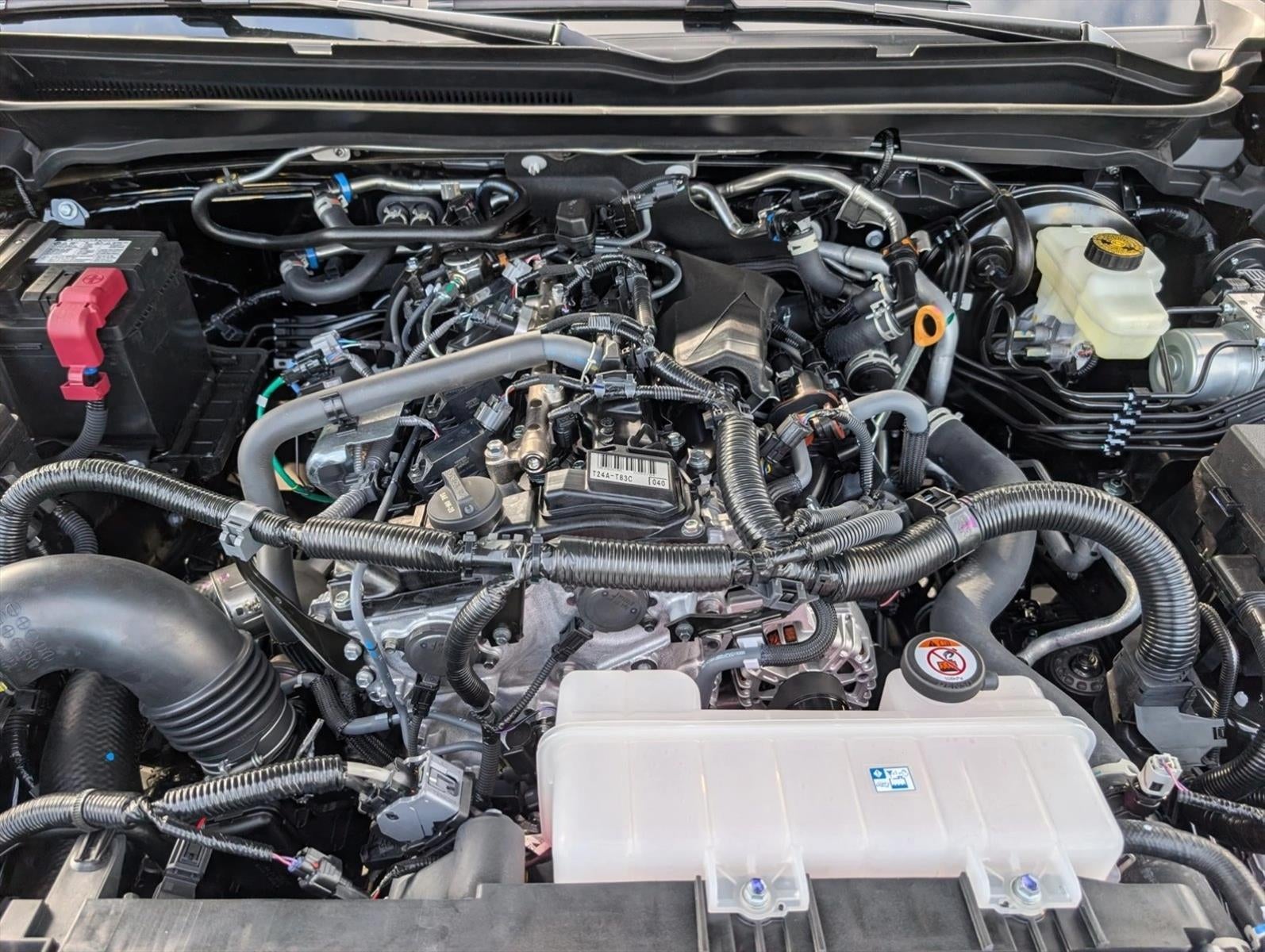 2026 Toyota Tacoma 4WD 4WD SR5 Double Cab 5' Bed AT (Natl)