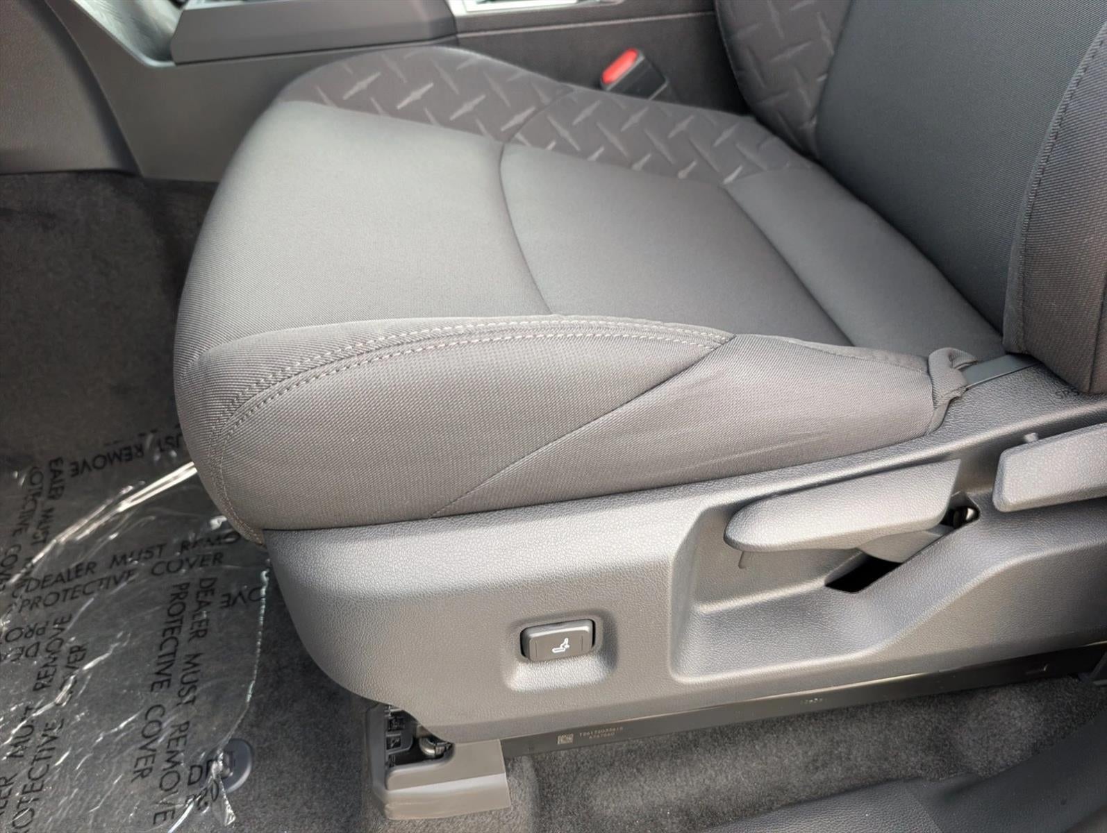 2026 Toyota Tacoma 4WD 4WD SR5 Double Cab 5' Bed AT (Natl)