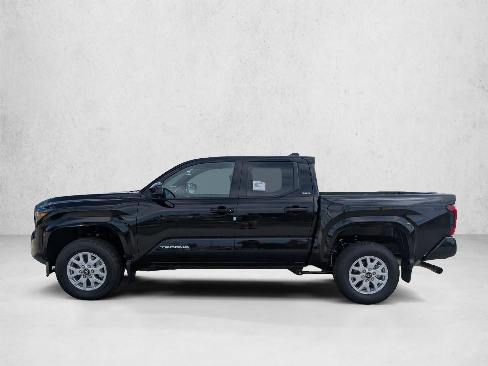 2026 Toyota Tacoma 4WD 4WD SR5 Double Cab 5' Bed AT (Natl)