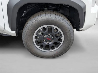 2024 Toyota Tacoma 4WD 4WD TRD Off Road Double Cab 5' Bed AT (Natl)