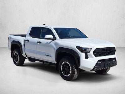 2026 Toyota Tacoma 4WD 4WD TRD Off Road Double Cab 5' Bed AT (Natl)
