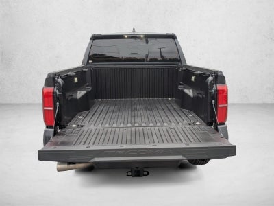 2025 Toyota Tacoma 4WD 4WD SR5 Double Cab 5' Bed AT (GS)
