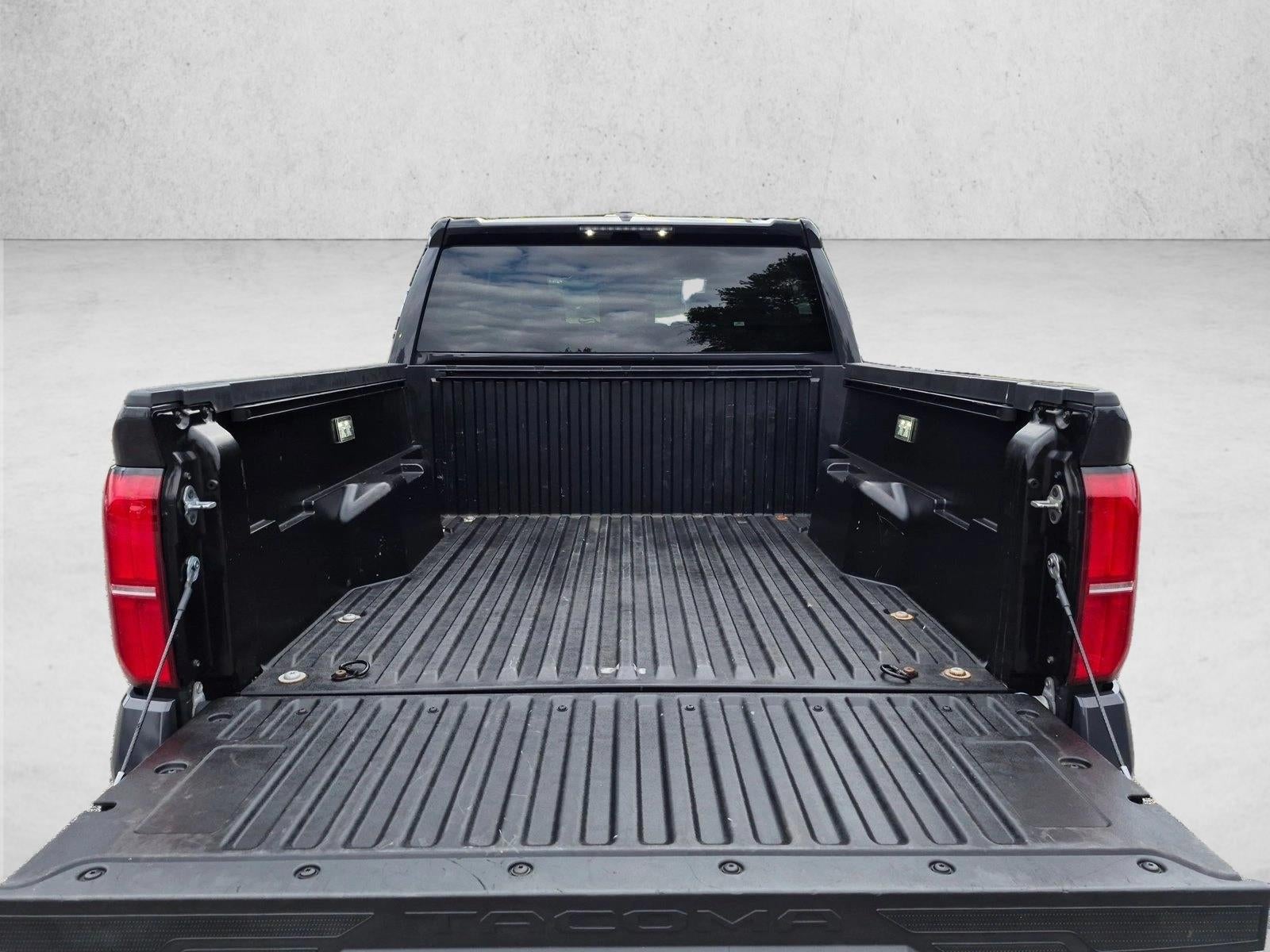 2024 Toyota Tacoma 4WD 4WD TRD Off Road Double Cab 5' Bed AT (Natl)