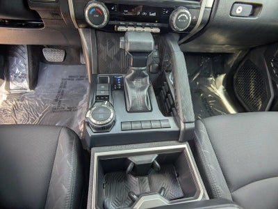 2025 Toyota Tacoma 4WD 4WD SR5 Double Cab 5' Bed AT (Natl)