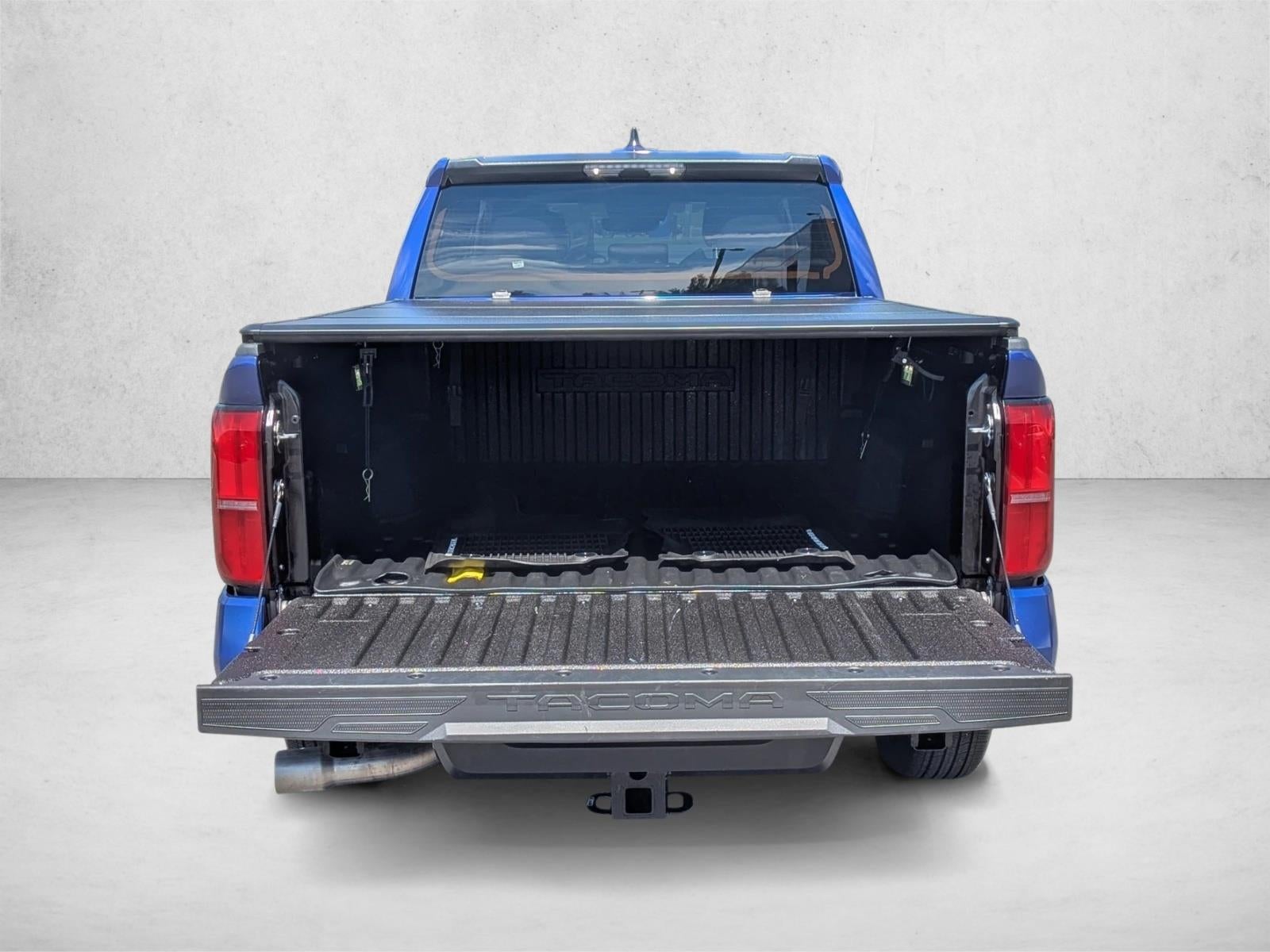 2025 Toyota Tacoma 4WD 4WD SR5 Double Cab 5' Bed AT (Natl)