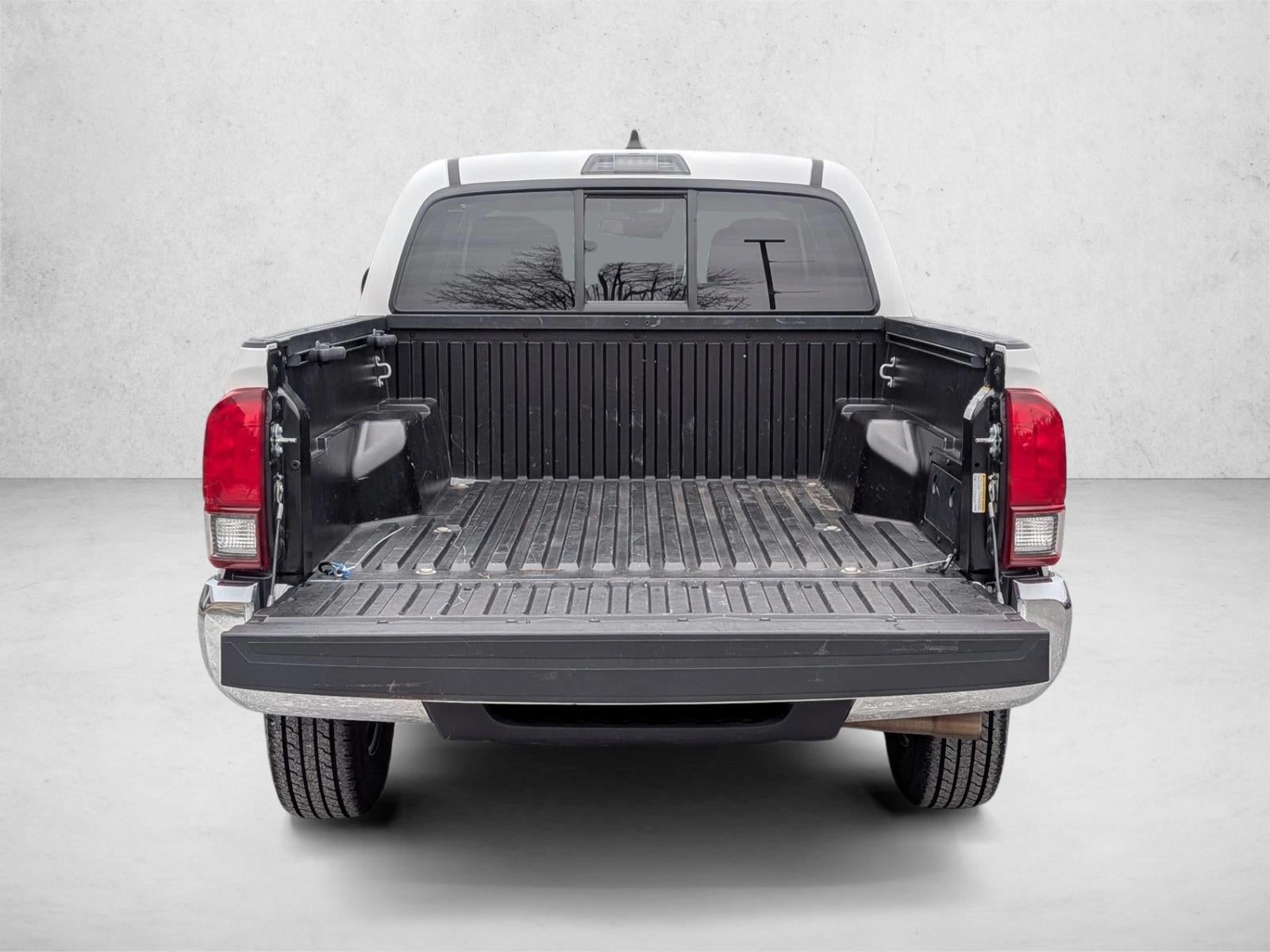 2023 Toyota Tacoma 2WD 2WD SR5 Double Cab 5' Bed I4 AT (SE)