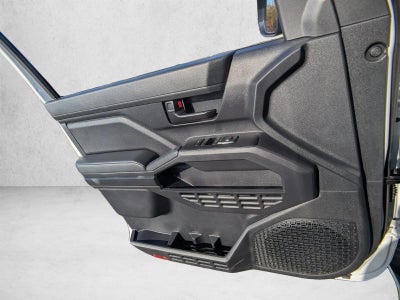 2024 Toyota Tacoma 2WD 2WD SR XtraCab 6' Bed AT (GS)