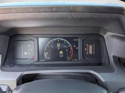2025 Toyota Tacoma 2WD 2WD SR Double Cab 5' Bed AT (Natl)