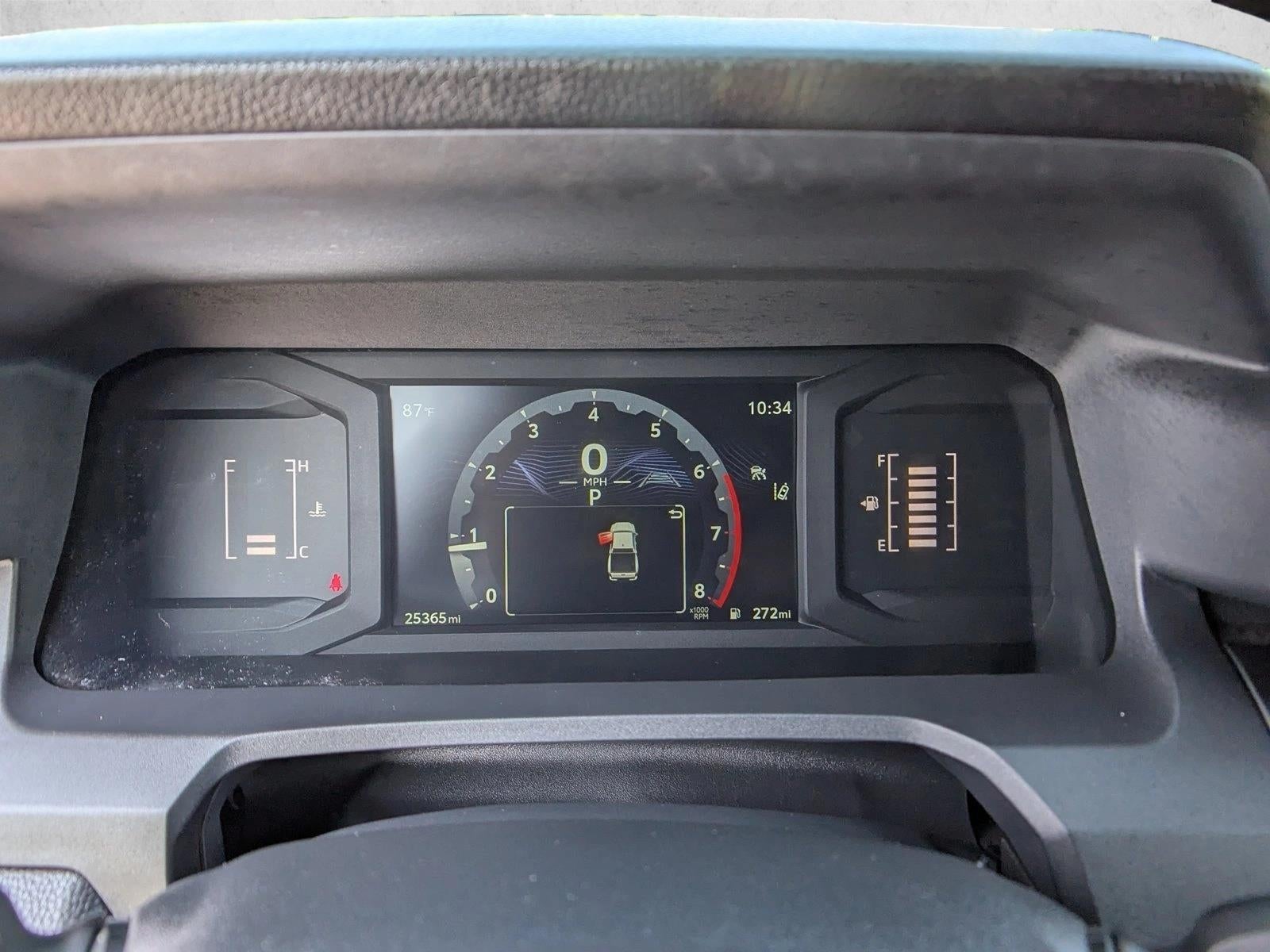 2025 Toyota Tacoma 2WD 2WD SR Double Cab 5' Bed AT (Natl)