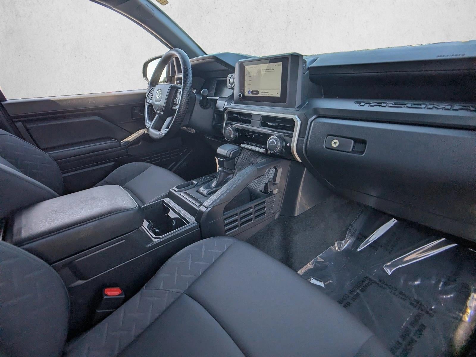 2025 Toyota Tacoma 2WD 2WD SR Double Cab 5' Bed AT (Natl)
