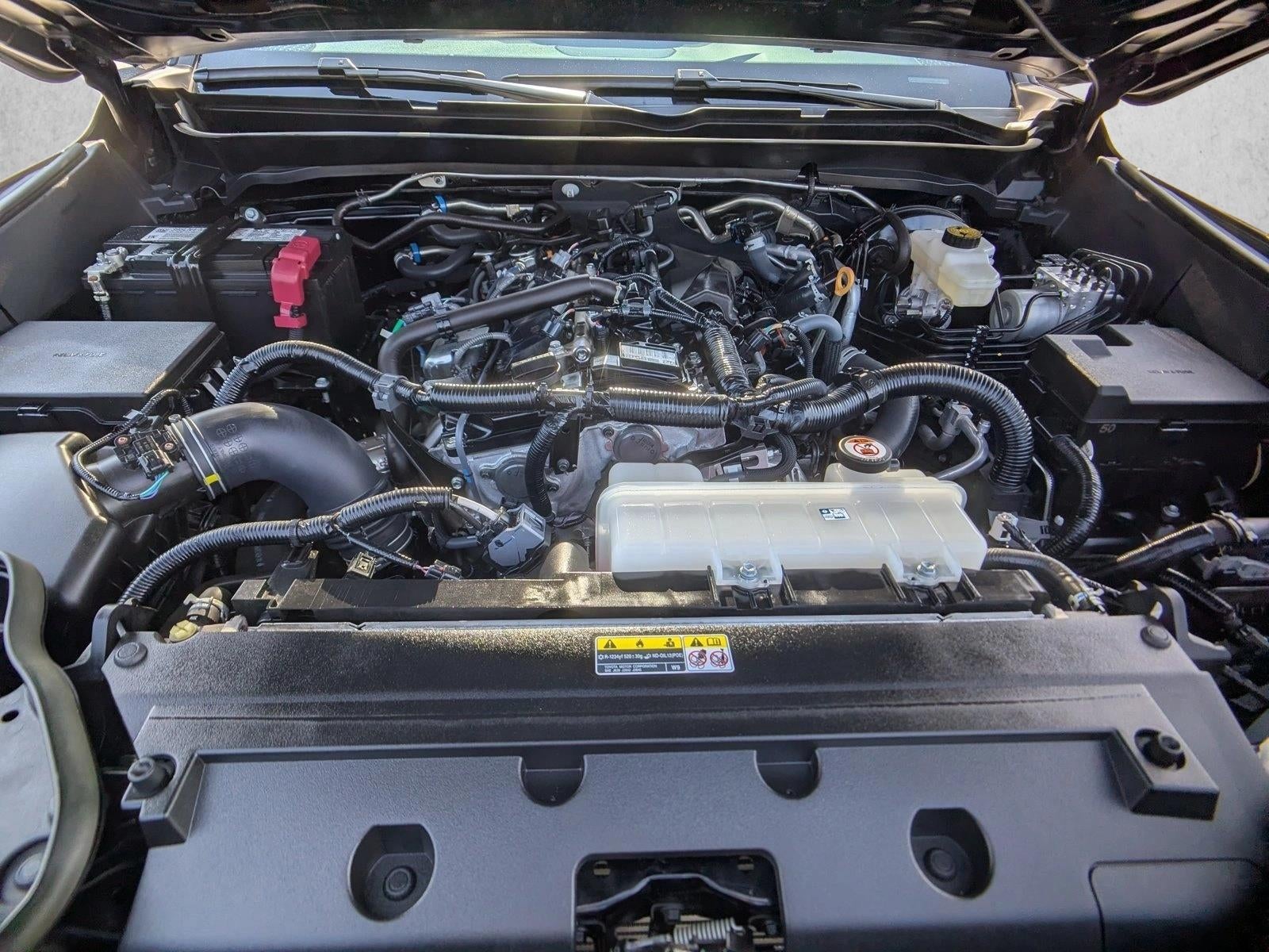 2025 Toyota Tacoma 2WD 2WD SR Double Cab 5' Bed AT (Natl)