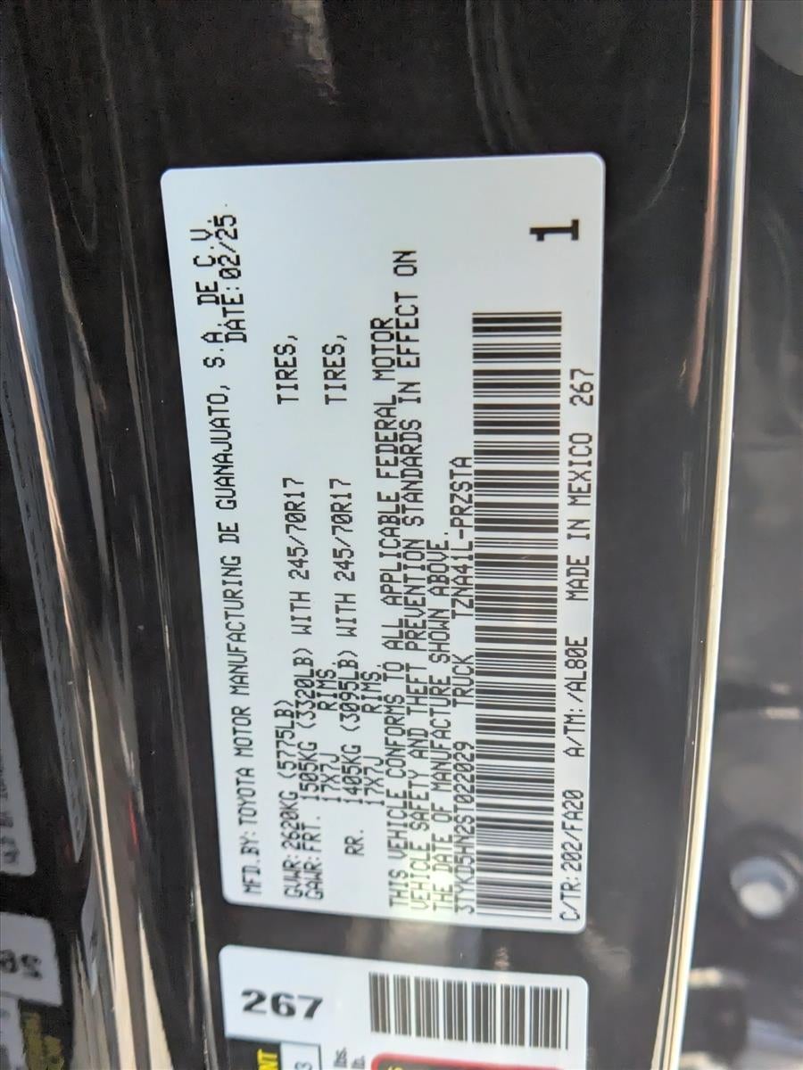 2025 Toyota Tacoma 2WD 2WD SR Double Cab 5' Bed AT (Natl)