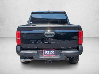 2025 Toyota Tacoma 2WD 2WD SR Double Cab 5' Bed AT (Natl)