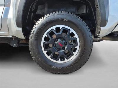 2024 Toyota Tacoma 4WD 4WD TRD Off Road Double Cab 5' Bed AT (Natl)