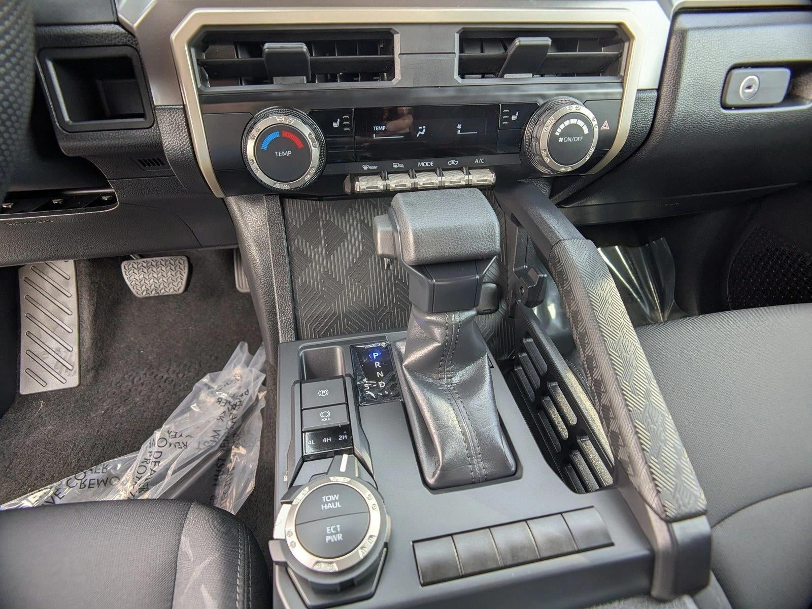 2024 Toyota Tacoma 4WD 4WD SR5 Double Cab 5' Bed AT (Natl)