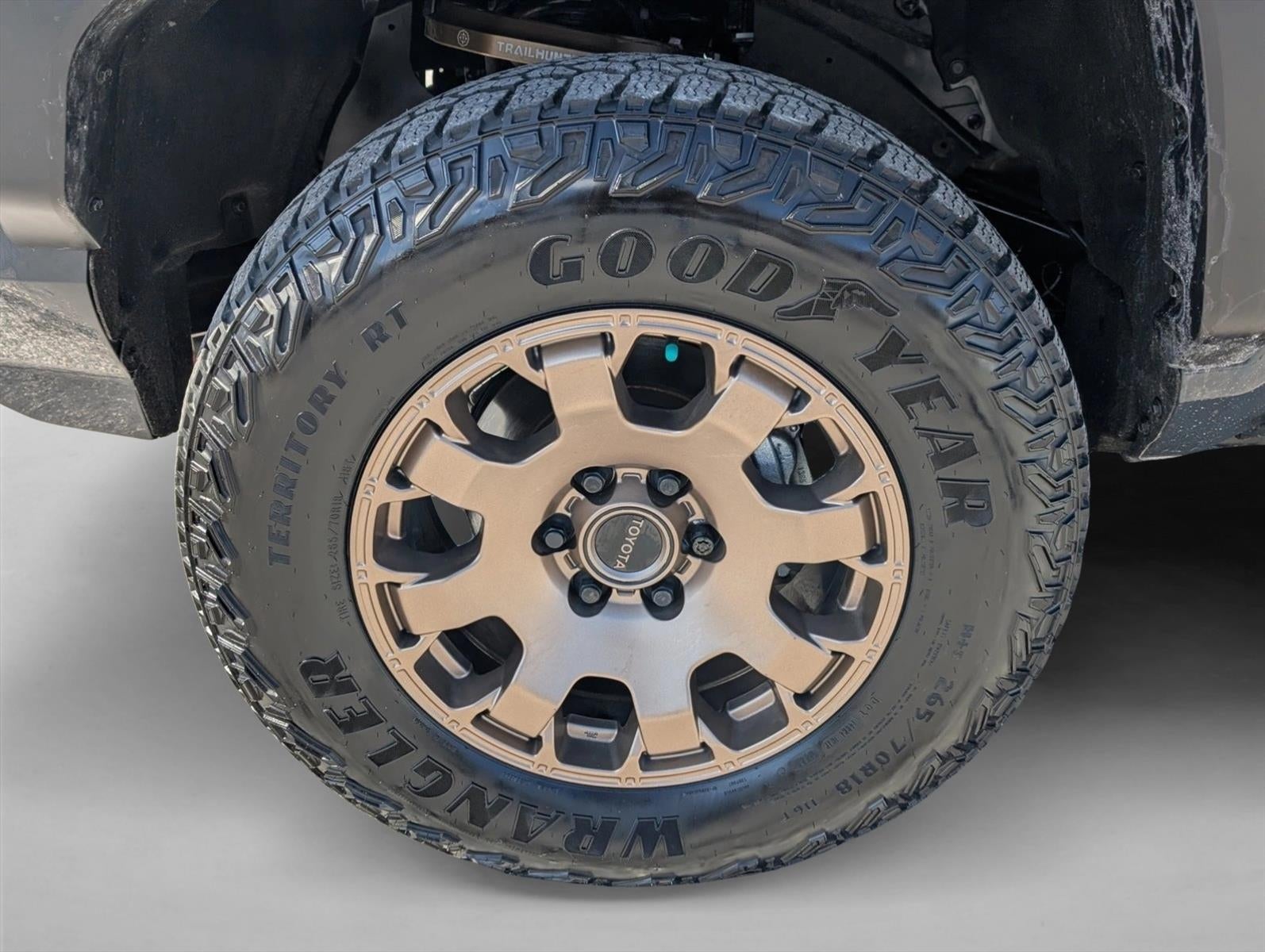 2025 Toyota Tacoma 4WD 4WD Trailhunter Hybrid Double Cab 6' Bed AT (Natl)