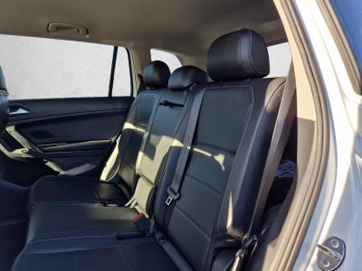 2018 Volkswagen Tiguan 2.0T SEL 4MOTION