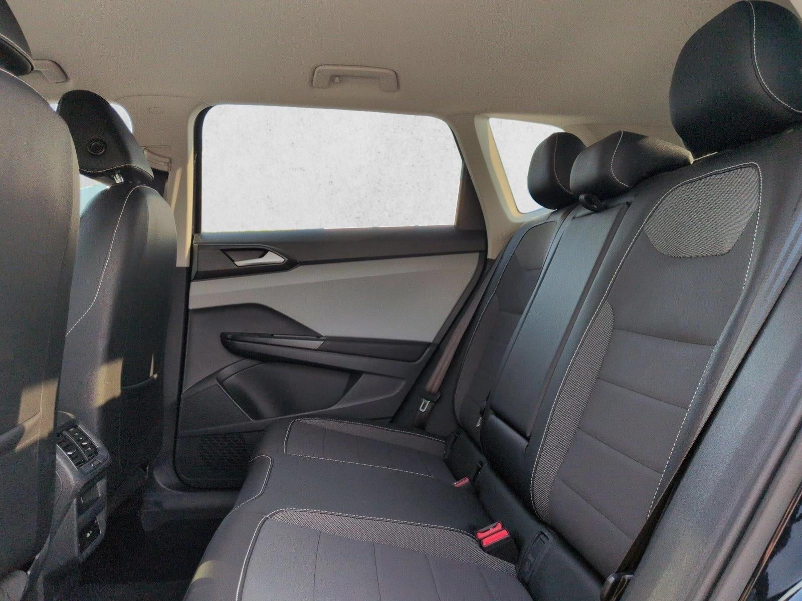 2023 Volkswagen Taos SE FWD