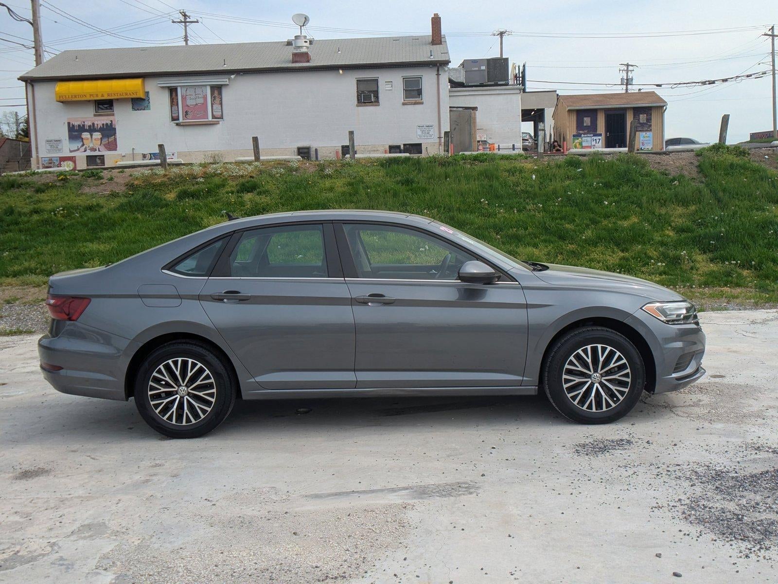 2021 Volkswagen Jetta SE Auto