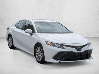 2018 Toyota Camry LE Auto (Natl)