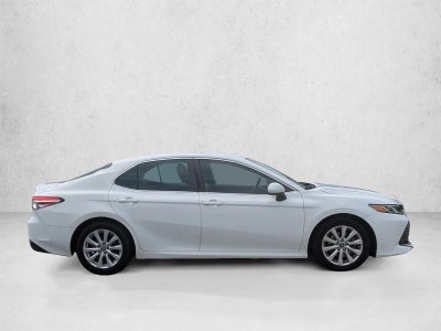 2018 Toyota Camry LE Auto (Natl)