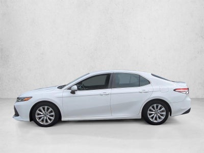 2018 Toyota Camry LE Auto (Natl)