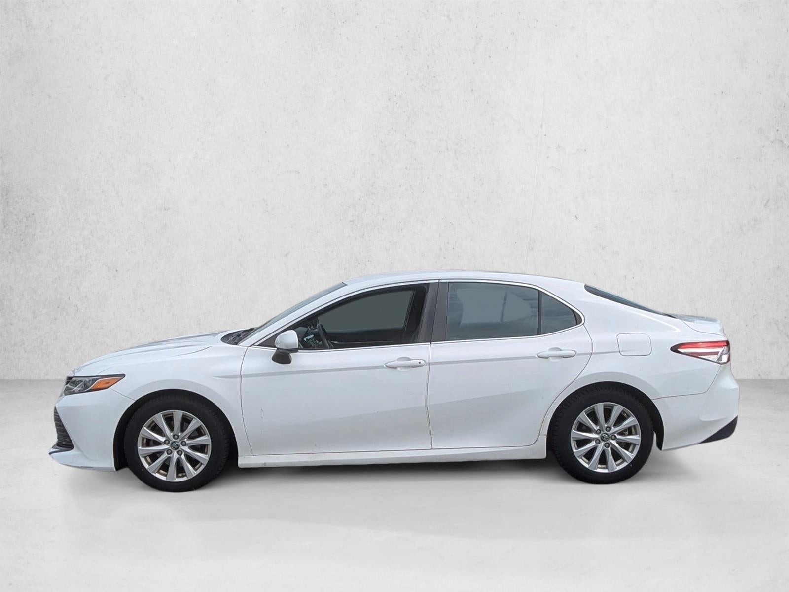 2018 Toyota Camry LE Auto (Natl)