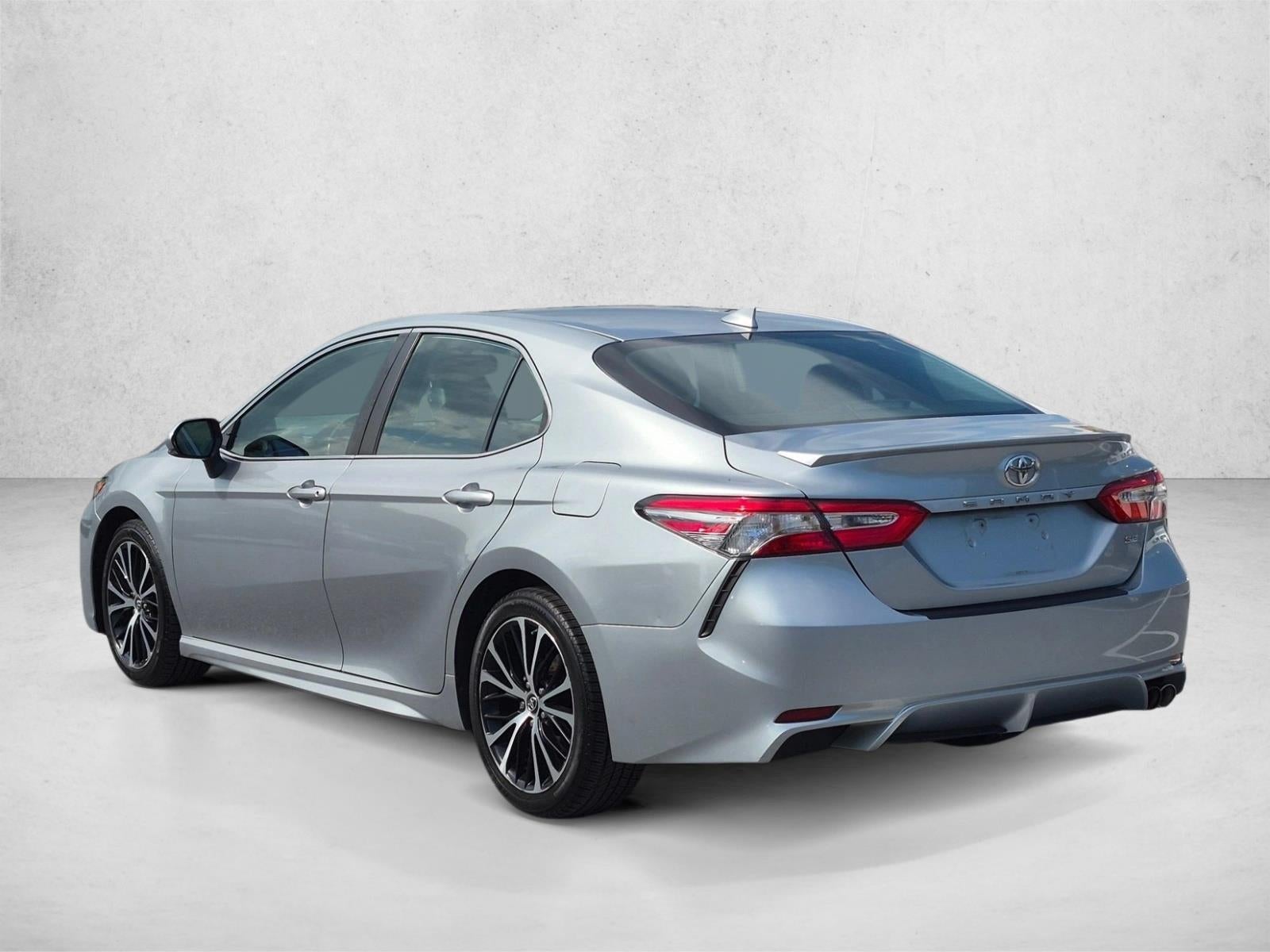 2019 Toyota Camry SE Auto (Natl)