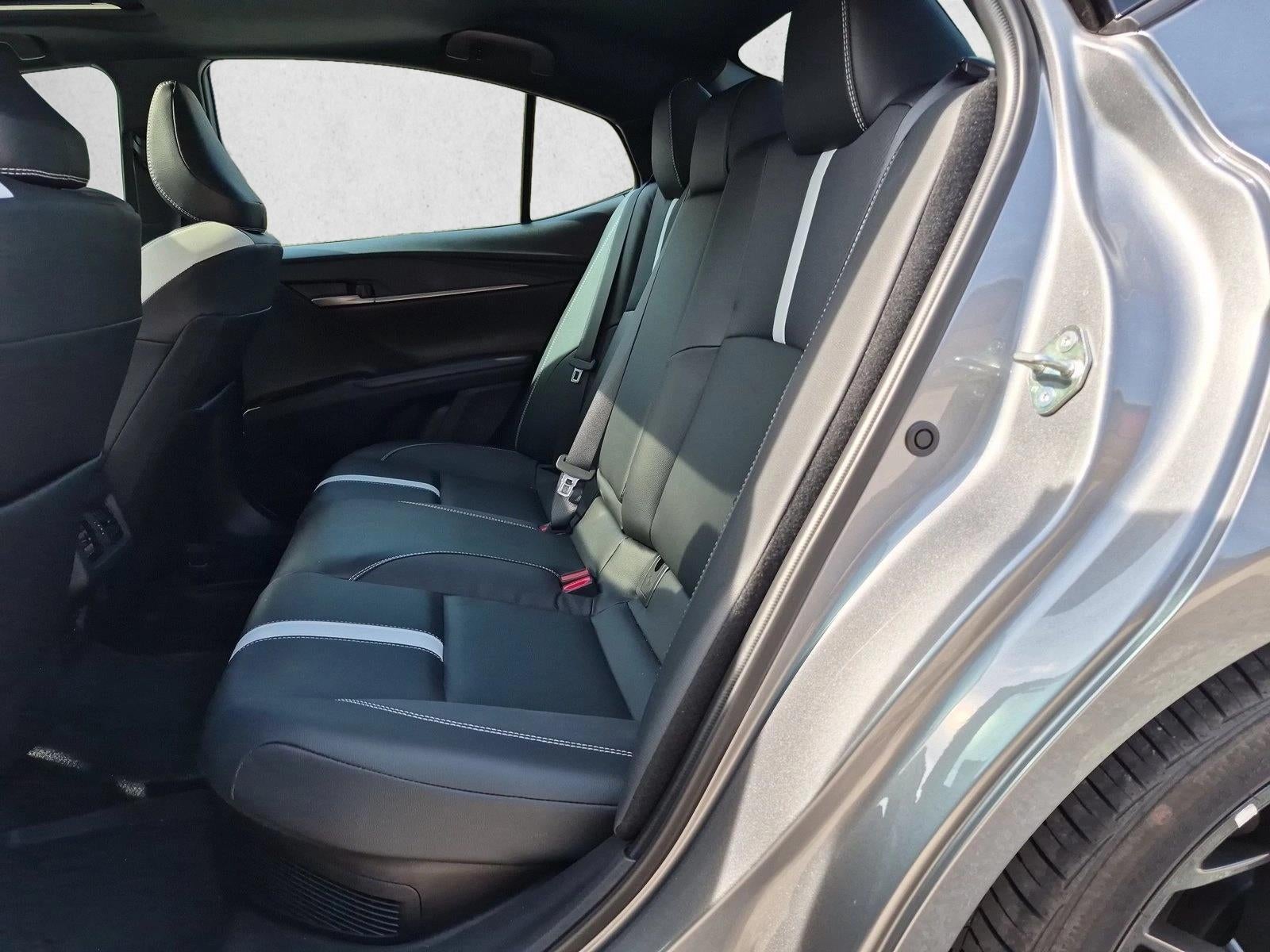 2026 Toyota Camry SE (Natl)