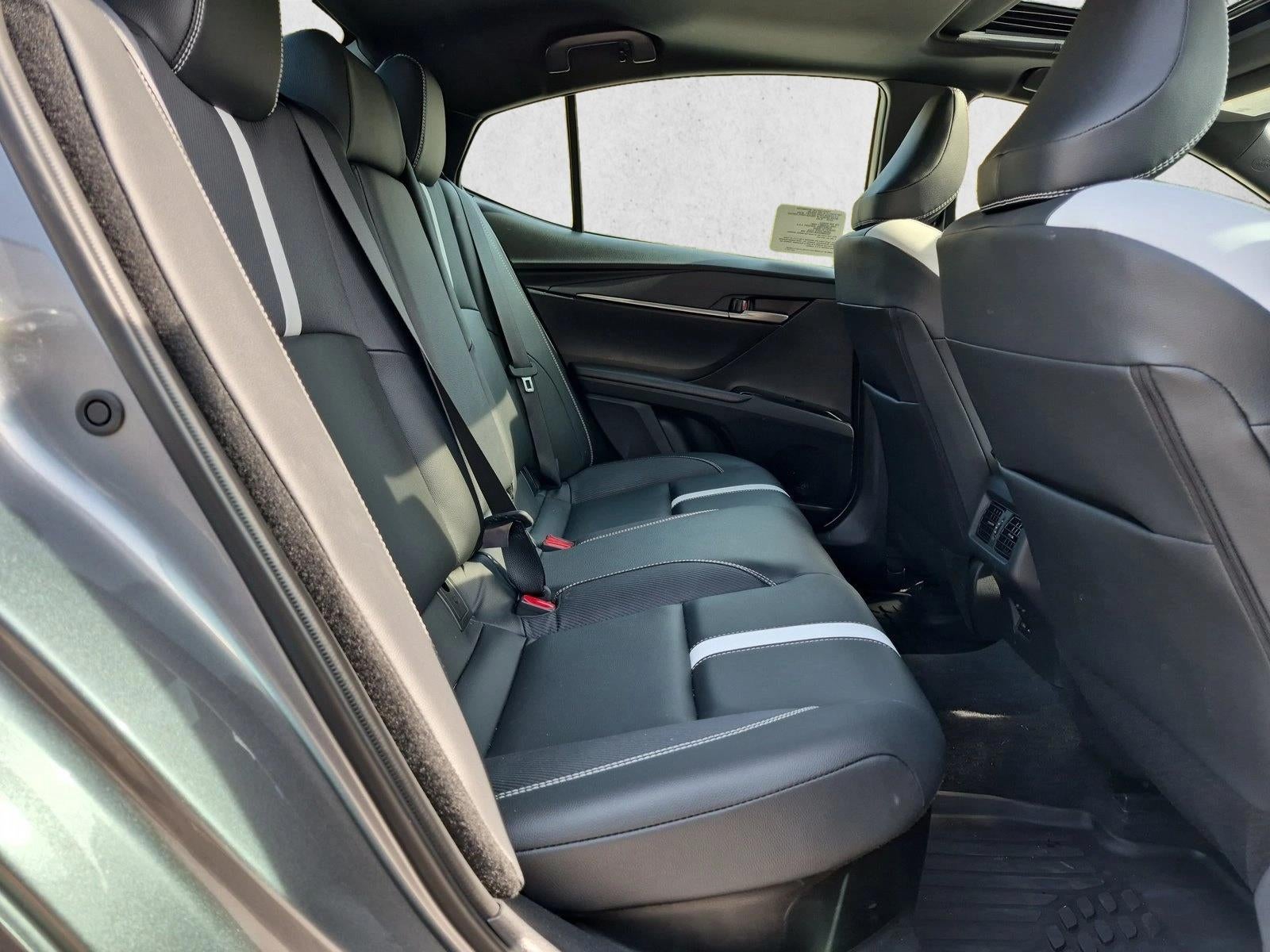 2026 Toyota Camry SE (Natl)