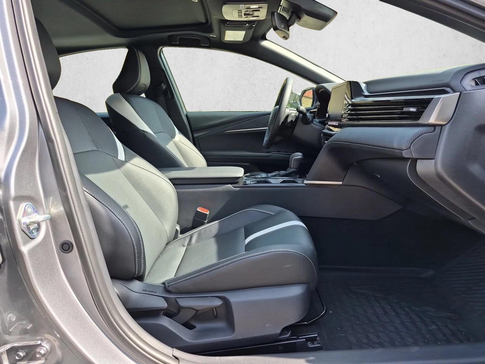 2026 Toyota Camry SE (Natl)