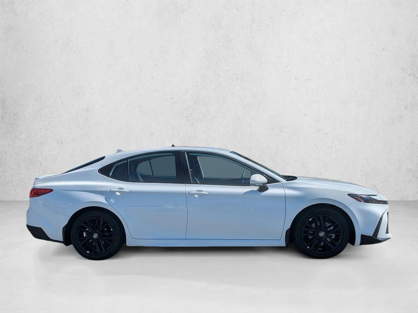 2026 Toyota Camry SE (Natl)